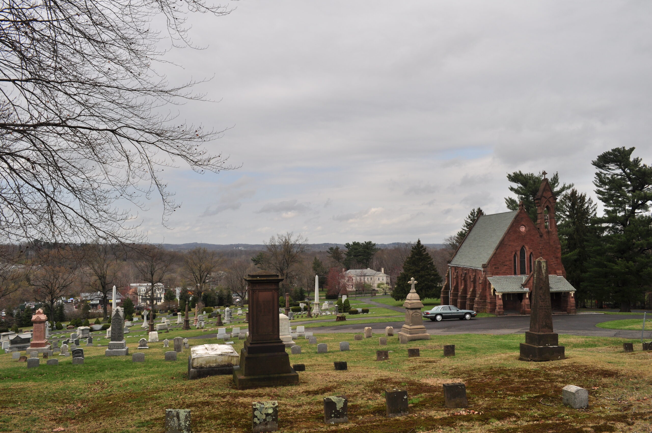 File:Middletown, CT - Indian Hill Cemetery - Russell Chapel 13.jpg -  Wikimedia Commons
